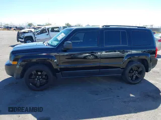 2015 Jeep Patriot Sport z VIN 1C4NJPBA7FD329118, wystawiony jako IAAI lot #41641831 z przebiegiem 159 225 mil mil oraz . Historia ofert i sprzedaży dostępna na DreamBid. Obrazek 15.