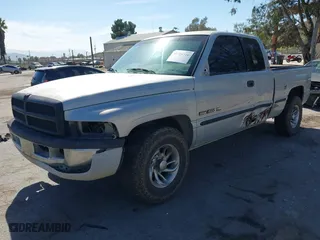 1999 Dodge Ram 1500 with VIN 3B7HC13Y8XG110463, listed as a IAAI auction lot 41724326 with 227,062 mi miles. Bid and sale history available at carsss.com. Image 2.