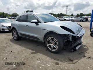 2021 Porsche Macan with VIN WP1AA2A58MLB14290, listed as a Copart auction lot 61235505 with 24,347 mi miles and Salvage title. Bid and sale history available at DreamBid. Image 4.
