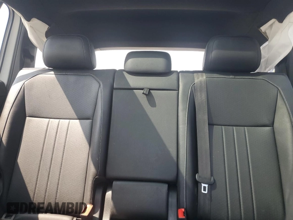 2023 Volkswagen Tiguan SE R-Line Black z VIN 3VVCB7AX0PM006045, wystawiony jako Copart lot #59591775 z przebiegiem 44 155 mil mil oraz Szkoda całkowita • Salvage title. Historia ofert i sprzedaży dostępna na DreamBid. Obrazek 10.