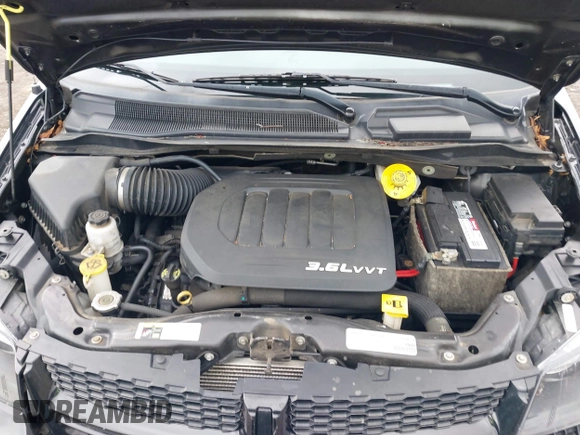 2019 Dodge Grand Caravan SE with VIN 2C4RDGBG8KR524598, listed as a IAAI auction lot 41904137 with 108,308 mi miles and . Bid and sale history available at DreamBid. Image 10.