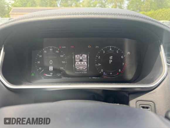 2018 Land Rover Range Rover with VIN SALGS2RE9JA390684, listed as a Copart auction lot 57118715 with 39,474 mi miles and Clean title. Bid and sale history available at DreamBid. Image 5.