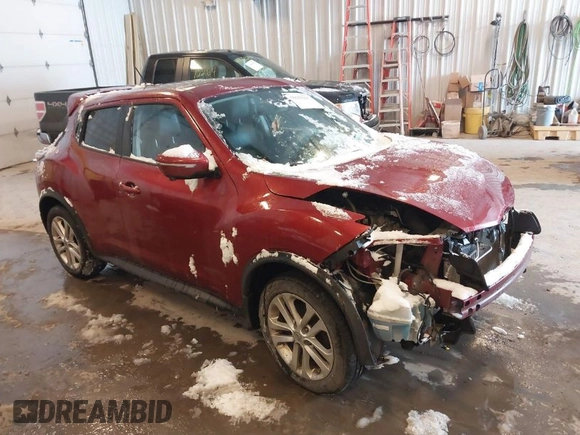 2015 Nissan Juke SV with VIN JN8AF5MV1FT553919, listed as a IAAI auction lot 41630227 with 110,337 mi miles. Bid and sale history available at carsss.com. Image 1.