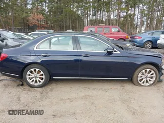2019 Mercedes-Benz E-Class E 300 with VIN WDDZF4KB6KA531167, listed as a IAAI auction lot 41355270 with 54,611 mi miles. Bid and sale history available at carsss.com. Image 13.