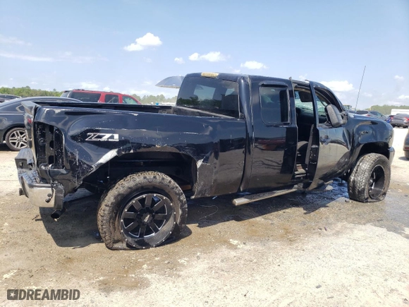 2011 Chevrolet Silverado 1500 LT with VIN 1GCRCSE0XBZ109180, listed as a Copart auction lot 51094315 with 384,381 mi miles and Non Repairable. Bid and sale history available at carsss.com. Image 3.