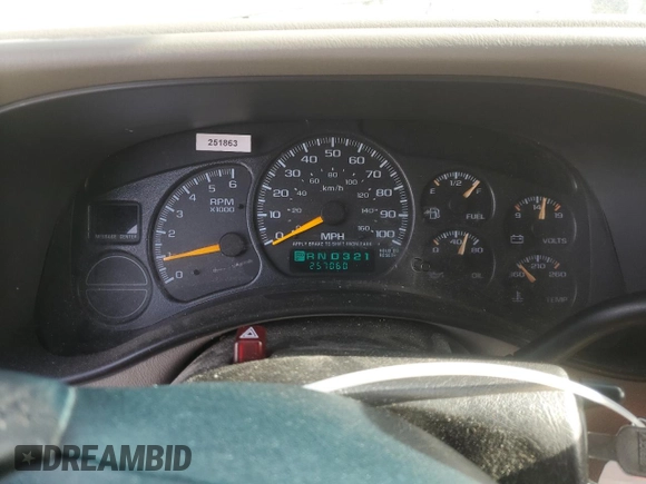 2000 GMC New Sierra 1500 SLE with VIN 2GTEK19T7Y1310097, listed as a Copart auction lot 84557764 with 257,060 mi miles and Salvage Title. Bid and sale history available at carsss.com. Image 9.