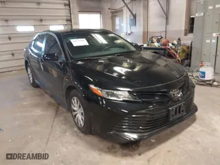 2018 Toyota Camry LE with VIN 4T1B11HK0JU550497, listed as a IAAI auction lot 41876908 with 118,129 mi miles. Bid and sale history available at carsss.com. Image 1.