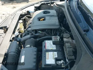 2019 Hyundai Elantra Value Edition z VIN 5NPD84LF3KH426062, wystawiony jako IAAI lot #42560415 z przebiegiem 121 028 mil mil oraz . Historia ofert i sprzedaży dostępna na DreamBid. Obrazek 21.