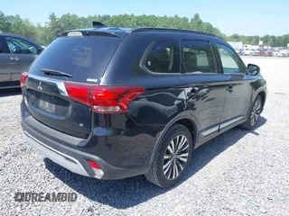 2020 Mitsubishi Outlander ES with VIN JA4AZ3A35LZ039956, listed as a IAAI auction lot 42570596 with 140,231 mi miles and . Bid and sale history available at DreamBid. Image 4.