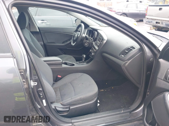 2015 Kia Optima LX z VIN KNAGM4A73F5624101, wystawiony jako IAAI lot #40746046 z przebiegiem 166 468 mil mil oraz . Historia ofert i sprzedaży dostępna na DreamBid. Obrazek 5.