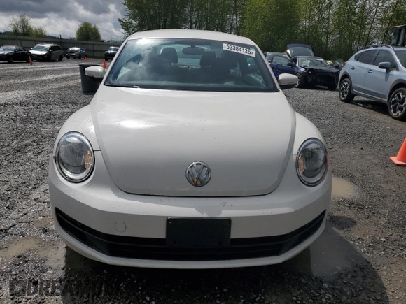 2013 Volkswagen Beetle 2.5L with VIN 3VWJP7AT9DM675704, listed as a Copart auction lot 53384125 with 27,902 mi miles and Salvage Title. Bid and sale history available at DreamBid. Image 5.