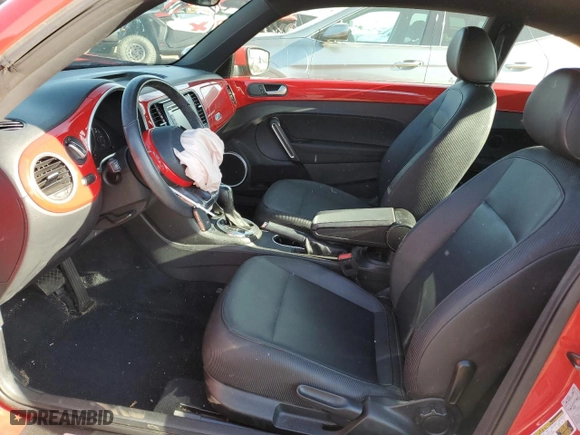 2012 Volkswagen Beetle 2.5L w/Sun PZEV with VIN 3VWJP7AT5CM645999, listed as a Copart auction lot 69668764 with 0 mi miles and Salvage Title. Bid and sale history available at carsss.com. Image 7.
