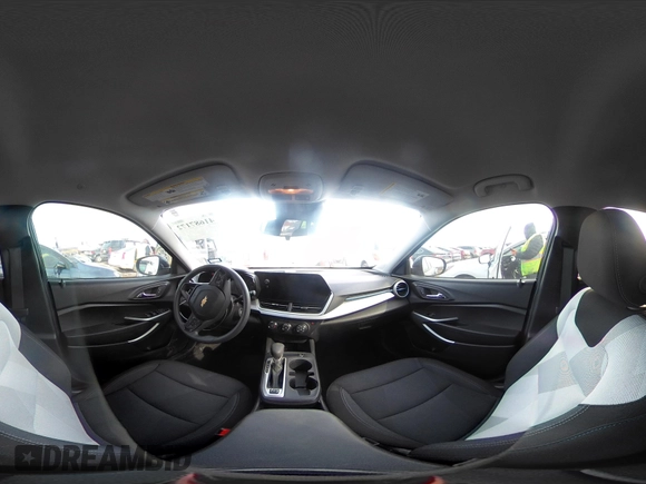2025 Chevrolet Trax LS with VIN KL77LFEP7SC085237, listed as a IAAI auction lot 41687172 with 11,070 mi miles and . Bid and sale history available at DreamBid. Image 20.