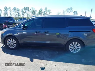2015 Kia Sedona EX with VIN KNDMC5C16F6020236, listed as a IAAI auction lot 41805718 with 155,176 mi miles. Bid and sale history available at carsss.com. Image 14.