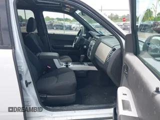 2008 Mercury Mariner с VIN 4M2CU91168KJ18822, выставлен на аукционе IAAI как лот 42389220 с пробегом 145 170 миль миль и . История ставок и продаж доступна на DreamBid. Изображение 5.