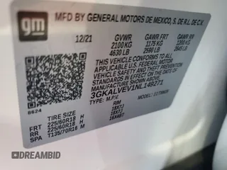 2022 GMC Terrain SLT with VIN 3GKALVEV1NL149271, listed as a IAAI auction lot 42052940 with 70,127 mi miles. Bid and sale history available at carsss.com. Image 1.