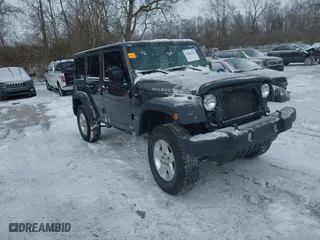 2016 Jeep Wrangler Unlimited Rubicon with VIN 1C4BJWFG7GL192698, listed as a IAAI auction lot 41603236 with 69,620 mi miles. Bid and sale history available at carsss.com. Image 1.