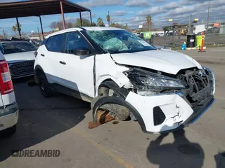 2024 Nissan Kicks S with VIN 3N1CP5BV1RL476632, listed as a IAAI auction lot 41186461 with Not Provided miles. Bid and sale history available at carsss.com. Image 1.