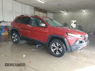 2017 Jeep Cherokee Trailhawk z VIN 1C4PJMBB2HW517312, wystawiony jako Copart lot #60502005 z przebiegiem 99 998 mil mil oraz Szkoda całkowita • Salvage title. Historia ofert i sprzedaży dostępna na DreamBid. Obrazek 4.