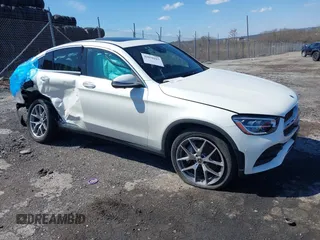 2022 Mercedes-Benz GLC with VIN W1N0J8EB1NG026331, listed as a IAAI auction lot 41850167 with 1 mi miles. Bid and sale history available at carsss.com. Image 1.