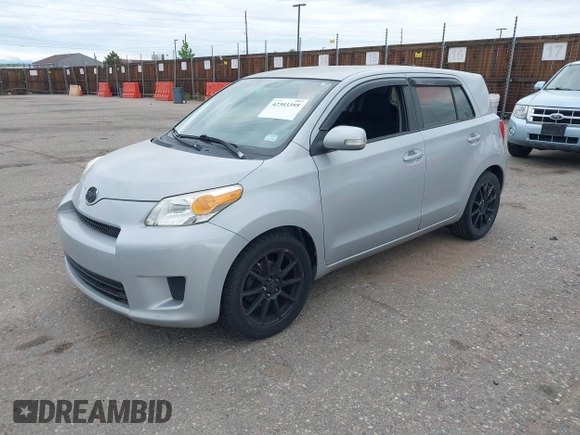 2008 Scion xD z VIN JTKKU10478J026048, wystawiony jako IAAI lot #42303395 z przebiegiem 145 482 mil mil oraz . Historia ofert i sprzedaży dostępna na DreamBid. Obrazek 2.
