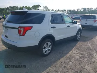 2017 Ford Police Interceptor Utility with VIN 1FM5K8AR0HGB92630, listed as a IAAI auction lot 42276713 with Not provided miles and . Bid and sale history available at DreamBid. Image 4.