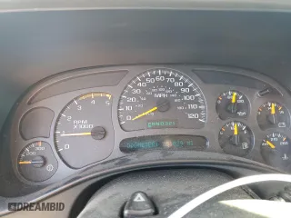 2003 Chevrolet Silverado 2500HD LS with VIN 1GCHK23163F104684, listed as a Copart auction lot 45929035 with 251,029 mi miles and Salvage Title. Bid and sale history available at carsss.com. Image 9.