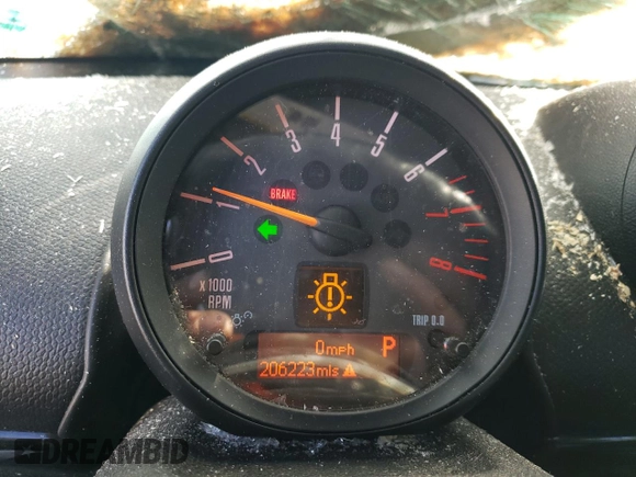 2016 MINI Countryman S with VIN WMWZC5C55GWU04046, listed as a Copart auction lot 56318715 with 206,223 mi miles and Non repairable. Bid and sale history available at DreamBid. Image 9.