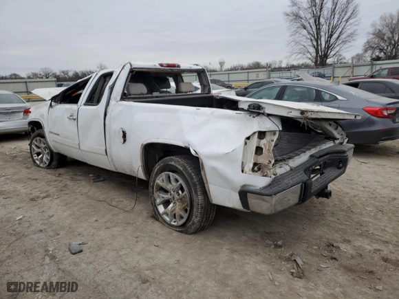 2008 Chevrolet Silverado 1500 LT w/1LT with VIN 1GCEC19J98Z222087, listed as a Copart auction lot 44642665 with 126,339 mi miles and Salvage Title. Bid and sale history available at carsss.com. Image 2.