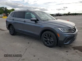 2022 Volkswagen Tiguan SE with VIN 3VV3B7AX9NM167961, listed as a Copart auction lot 54438295 with 47,054 mi miles and Salvage title. Bid and sale history available at DreamBid. Image 4.