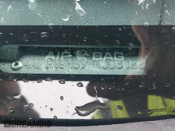 2011 Mercury Mariner Premier с VIN 4M2CN8HG9BKJ03188, выставлен на аукционе IAAI как лот 41008214 с пробегом 182 870 миль миль и . История ставок и продаж доступна на DreamBid. Изображение 9.