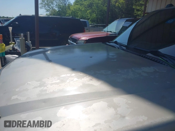 2005 Cadillac Escalade EXT z VIN 3GYEK62N55G191729, wystawiony jako IAAI lot #41980605 z przebiegiem 224 349 mil mil oraz . Historia ofert i sprzedaży dostępna na DreamBid. Obrazek 6.