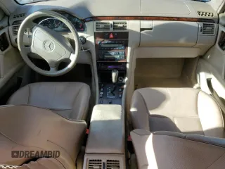1997 Mercedes-Benz E-Class with VIN WDBJF72F7VA518538, listed as a Copart auction lot 83118824 with 167,288 mi miles and Salvage Title. Bid and sale history available at carsss.com. Image 8.