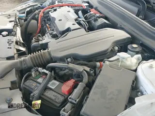 2019 Honda Accord with VIN 1HGCV3F10KA013605, listed as a IAAI auction lot 43316784 with 98,249 mi miles and . Bid and sale history available at DreamBid. Image 19.