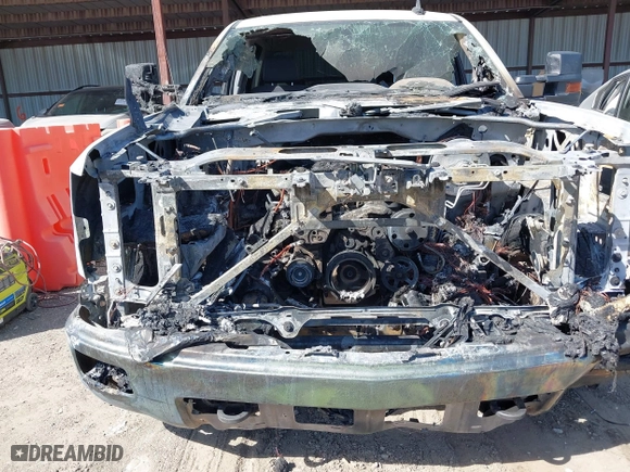 2015 Chevrolet Silverado 1500 LT with VIN 3GCUKREC4FG496959, listed as a IAAI auction lot 41817966 with 1 mi miles. Bid and sale history available at carsss.com. Image 17.