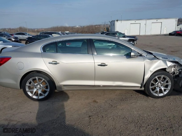 2015 Buick LaCrosse Leather with VIN 1G4GB5G35FF316629, listed as a IAAI auction lot 41790170 with NaN miles. Bid and sale history available at carsss.com. Image 13.