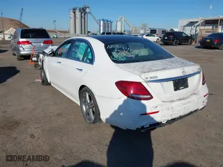2018 Mercedes-Benz E-Class E 300 with VIN WDDZF4KB6JA377560, listed as a IAAI auction lot 41730305 with 36,477 mi miles. Bid and sale history available at carsss.com. Image 3.