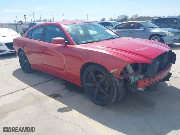 2013 Dodge Charger SE with VIN 2C3CDXBG7DH664953, listed as a IAAI auction lot 41661491 with 92,595 mi miles. Bid and sale history available at carsss.com. Image 1.