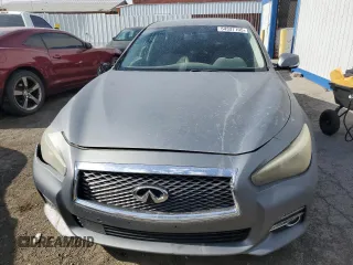 2017 Infiniti Q50 3.0t Premium with VIN JN1EV7AP4HM744493, listed as a Copart auction lot 54337105 with 101,685 mi miles and Clean Title. Bid and sale history available at carsss.com. Image 5.