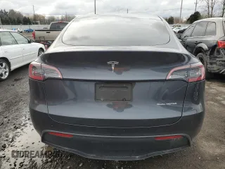 2024 Tesla Model Y Long Range с VIN 7SAYGDEE0RF990269, выставлен на аукционе Copart как лот 43636615 с пробегом 31 740 миль миль и Списание • Salvage title. История ставок и продаж доступна на DreamBid. Изображение 6.