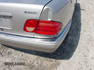 1999 Mercedes-Benz E 320 with VIN WDBJF65H9XA899139, listed as a IAAI auction lot 42154260 with Not Provided miles and . Bid and sale history available at DreamBid. Image 6.