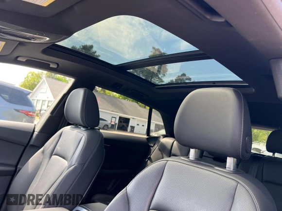 2019 Audi Q8 Premium Plus z VIN WA1EVAF10KD010837, wystawiony jako Copart lot #57176455 z przebiegiem 129 283 mil mil oraz Tytuł czysty. Historia ofert i sprzedaży dostępna na DreamBid. Obrazek 9.