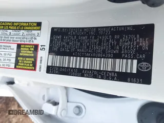 2024 Toyota Camry LE z VIN 4T1C11AK4RU864390, wystawiony jako IAAI lot #42212311 z przebiegiem 17 107 mil mil oraz . Historia ofert i sprzedaży dostępna na DreamBid. Obrazek 9.