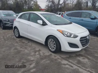 2016 Hyundai Elantra GT with VIN KMHD35LH5GU304625, listed as a IAAI auction lot 42003220 with 96,147 mi miles. Bid and sale history available at carsss.com. Image 1.