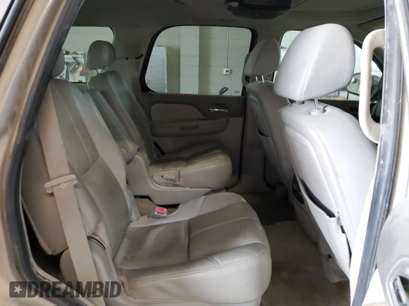 2007 Chevrolet Tahoe LT z VIN 1GNFK130X7J373208, wystawiony jako Copart lot #60710515 z przebiegiem 304 885 mil mil oraz Szkoda całkowita • Salvage title. Historia ofert i sprzedaży dostępna na DreamBid. Obrazek 11.