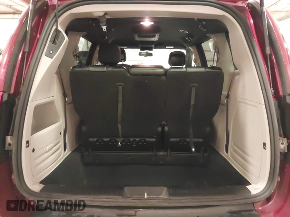 2017 Dodge Grand Caravan SXT with VIN 2C4RDGCG5HR749052, listed as a IAAI auction lot 42010625 with 118,833 mi miles and . Bid and sale history available at DreamBid. Image 17.