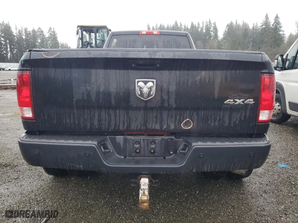 2015 Ram 3500 Tradesman with VIN 3C63RRGLXFG617036, listed as a Copart auction lot 47020305 with 175,288 mi miles and Salvage Title. Bid and sale history available at carsss.com. Image 6.