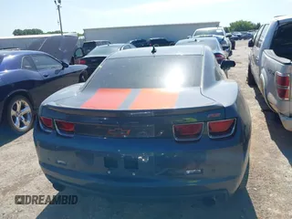 2010 Chevrolet Camaro 2LT z VIN 2G1FC1EV8A9183238, wystawiony jako IAAI lot #42547339 z przebiegiem 162 108 mil mil oraz . Historia ofert i sprzedaży dostępna na DreamBid. Obrazek 16.