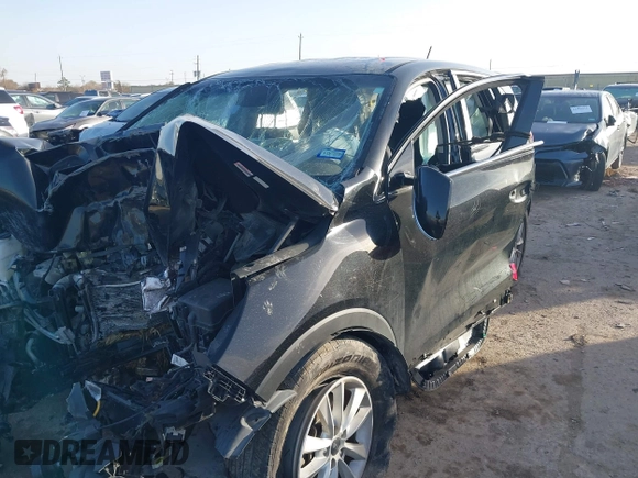 2019 Kia Sorento LX with VIN 5XYPG4A38KG499203, listed as a IAAI auction lot 41367538 with 1 mi miles. Bid and sale history available at carsss.com. Image 17.
