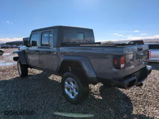2021 Jeep Gladiator Texas Trail with VIN 1C6JJTAM7ML558492, listed as a Copart auction lot 82447764 with 38,171 mi miles and Salvage Title. Bid and sale history available at carsss.com. Image 2.